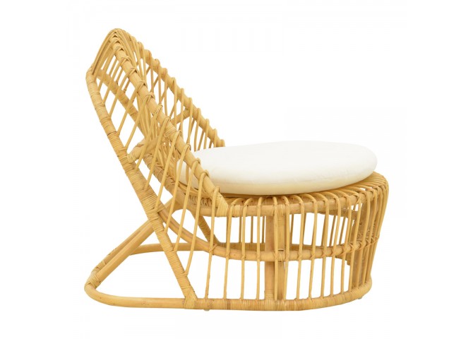 Πολυθρόνα Tromso paakoworld pe rattan σε φυσική απόχρωση με εκρού χρώμα μαξιλάρι 80x85x98εκ